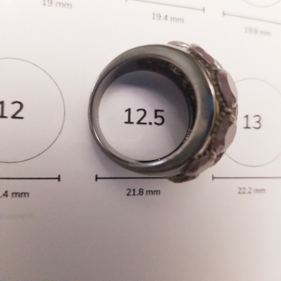 "Vintage look" Lavender Statement Ring - Picture 14 of 14